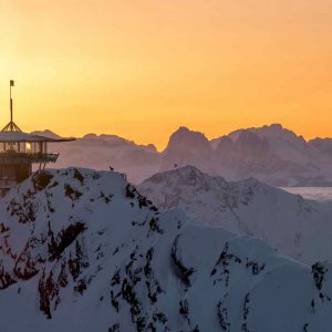 TOP-Mountain-Star-im-Skigebiet-Hochgurgl-oetztal-Tirol-Austria-Sonnenuntergang