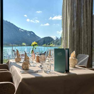 haldensee-Naturerlebnis-und-Wellnesshotel_Restaurant_(c)-Foto-Achim-Meurer