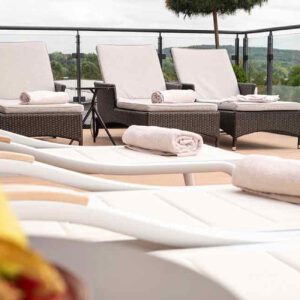 Hotel-4-Jahreszeiten-Wellness_Terrasse